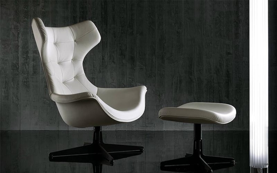 China Hoher hinterer Schwan-Büro-Stuhl, gepolsterter Arne Jacobsen Schwan-Stuhl PUs Leder fournisseur