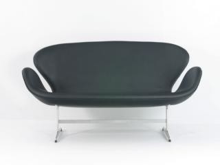 China Schwan-moderne klassische Sofa-Leder-Doppelt-Art Arne Jacobsen 144 * 66 * 78.5cm fournisseur